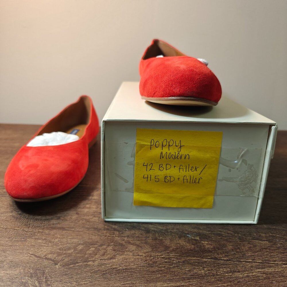 Margaux Flats in Poppy Suede